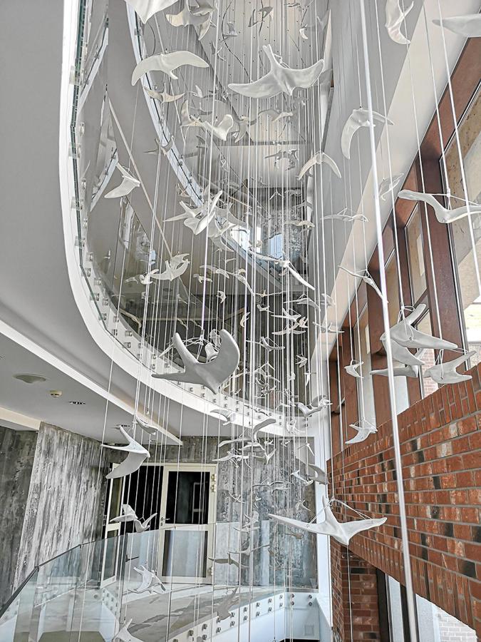 奥斯特罗达 威拉港艺术与商业酒店 外观 照片 The staircase
